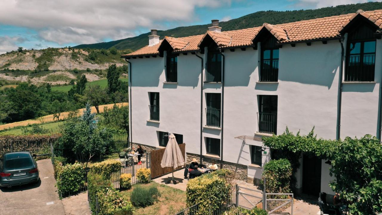 Casas Pirineos Apartment Sabinanigo Bagian luar foto