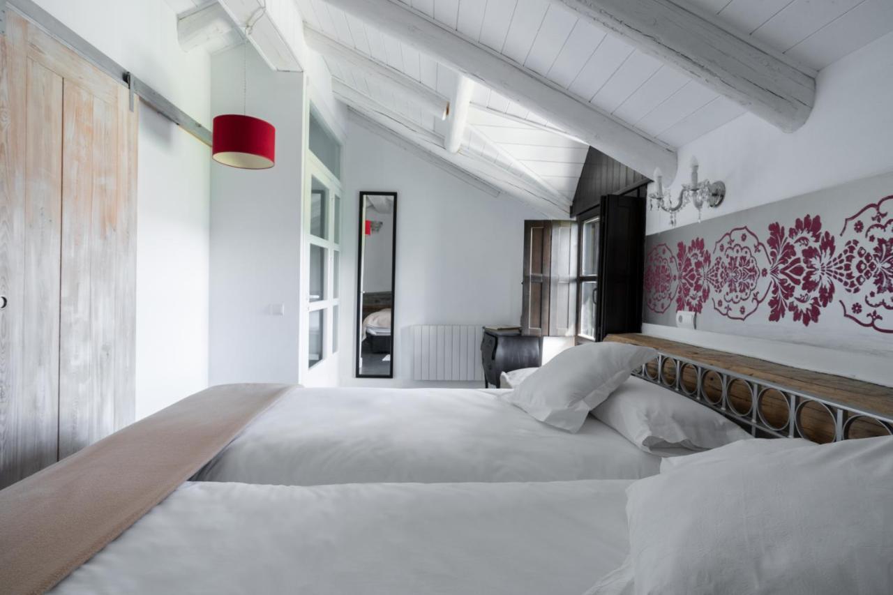 Casas Pirineos Apartment Sabinanigo Bagian luar foto